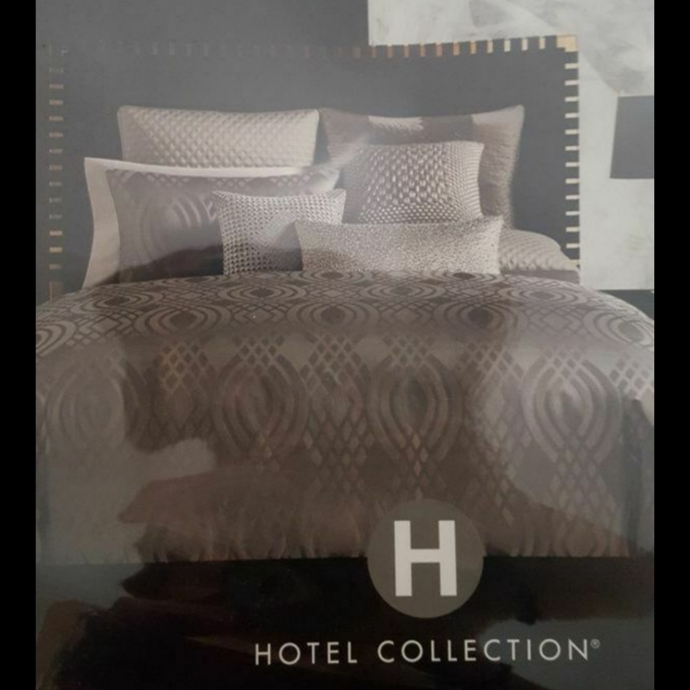 Hotel Collection Comforter